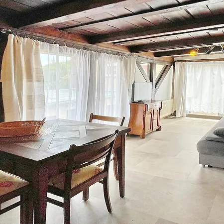 Altstadtflair - Ruester Lägenhet